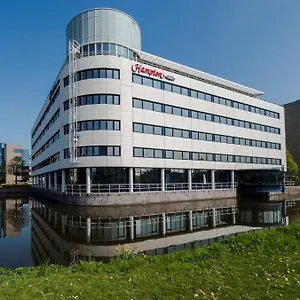 hampton-by-hilton-amsterdam-airport-schiphol.ihotelsrotterdam.com/